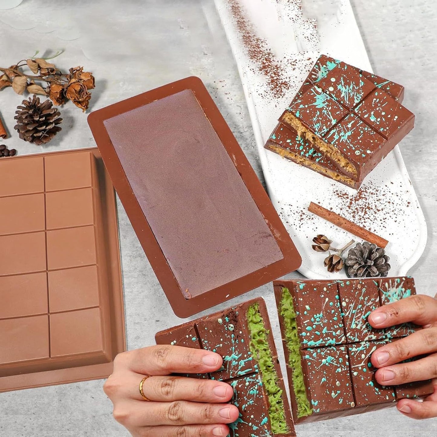 MOULE DUBAI CHOCOLATE- SILIKOMART